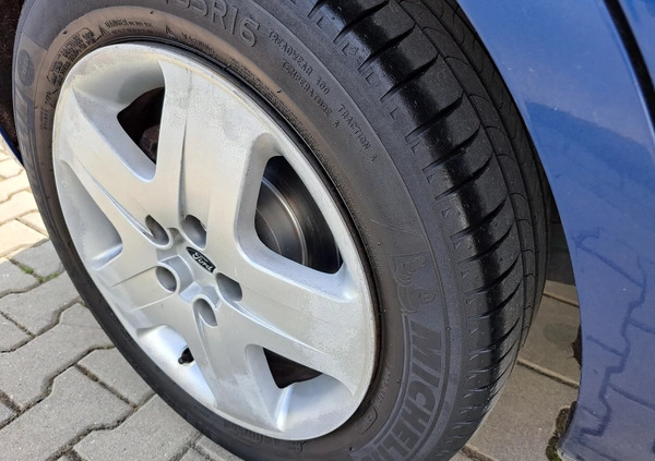 Ford Focus cena 15600 przebieg: 168126, rok produkcji 2008 z Szczecin małe 781